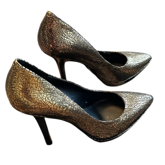 Nine West “Love Fury” Gold Heels Size 8 - Picture 3 of 6